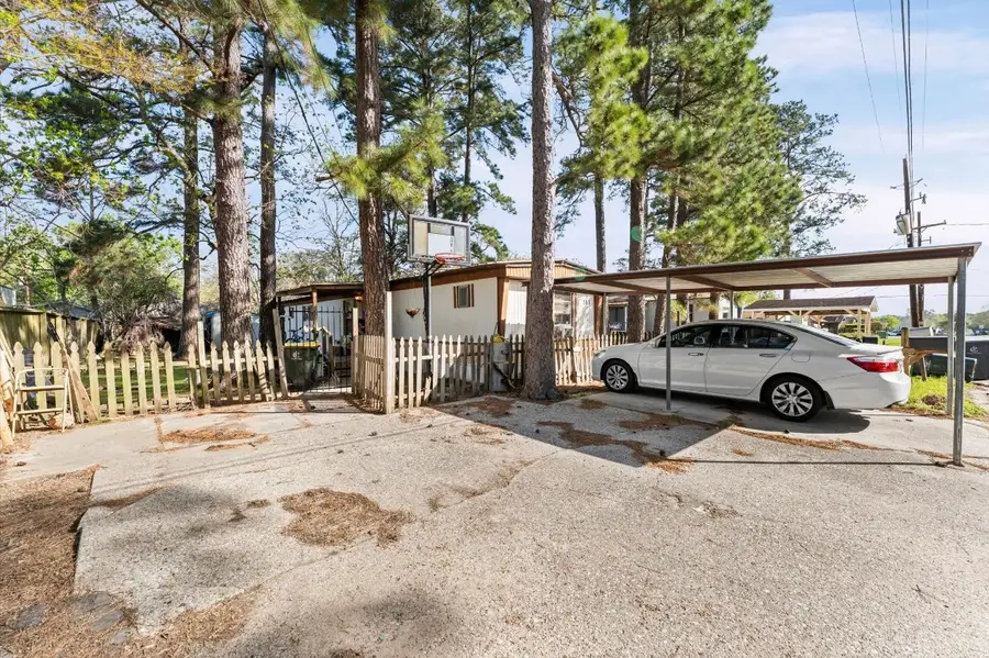 145 Rollingpines, Conroe, TX 77301 - #2