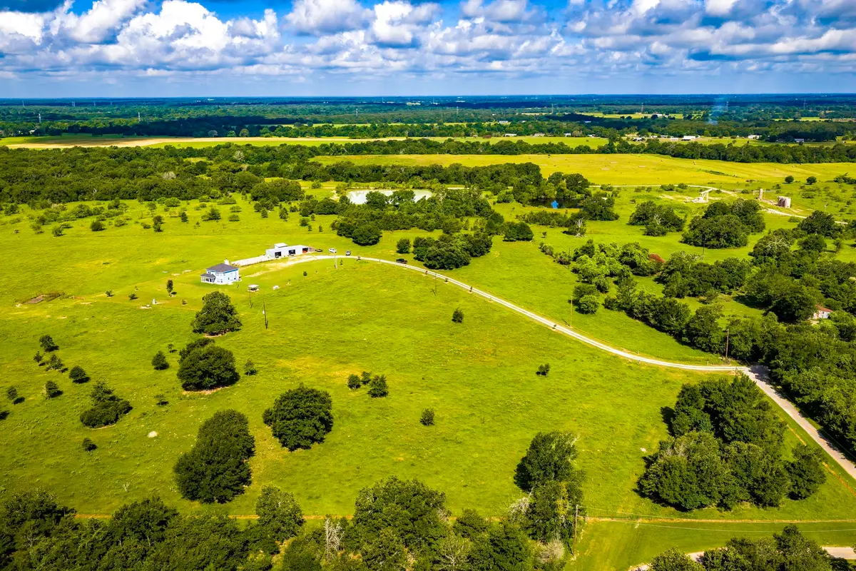 6559 Highway 21 W, Madisonville, TX 77864 - #1