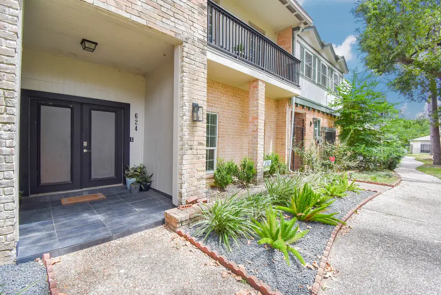 624 N Eldridge Parkway #12, Houston, TX 77079 - #3
