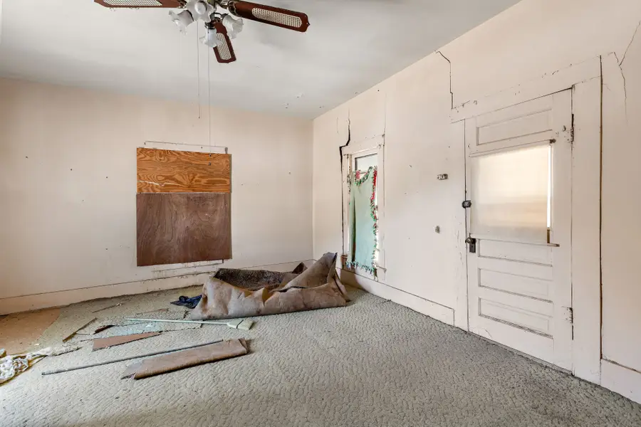603 E College Street, Burkburnett, TX 76354 - #3