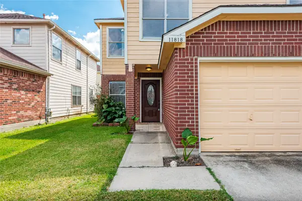 11818 Eagle Island Lane, Houston, TX 77034