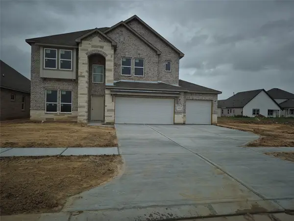 435 Pirate Falls Lane, Crosby, TX 77532