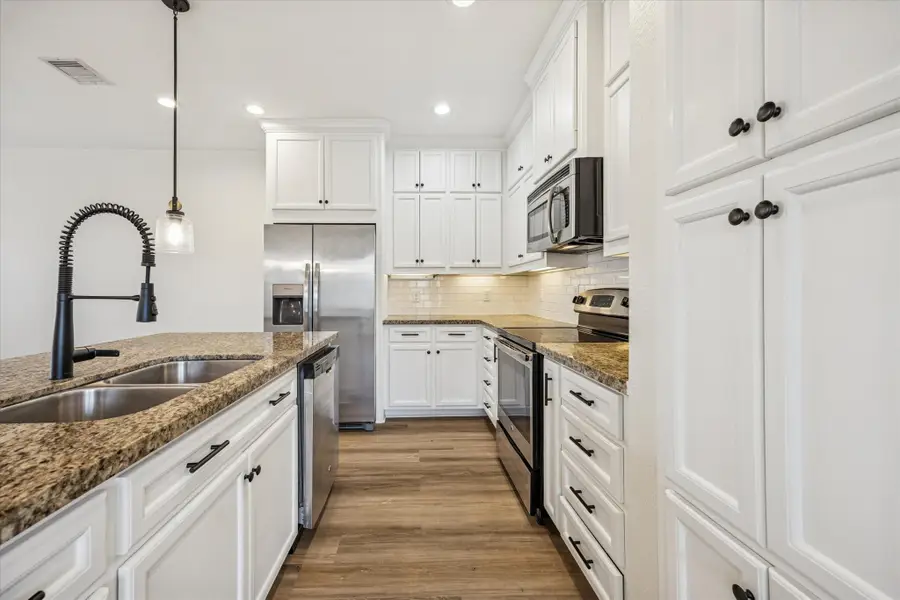 5402 Jonathan Lane, Houston, TX 77011 - #3