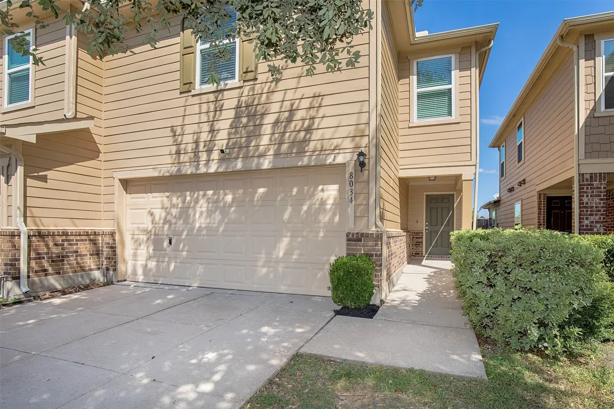 8034 Chasewood Drive, Stafford Missouri City, TX 77489 - Image #1