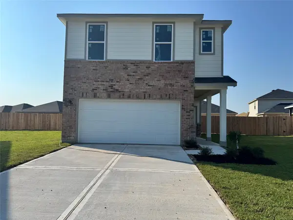 408 Cedar Chase Court, Dayton, TX 77535