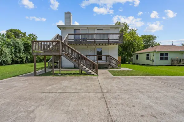7316 Overton Street, Hitchcock, TX 77563