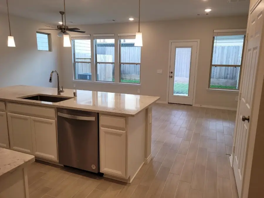 10323 Harmon Smith Drive, Houston, TX 77025 - Image #2