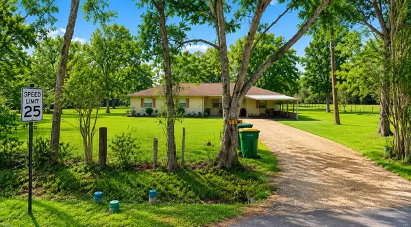1003 Martin Luther King Drive, Montgomery, TX 77356