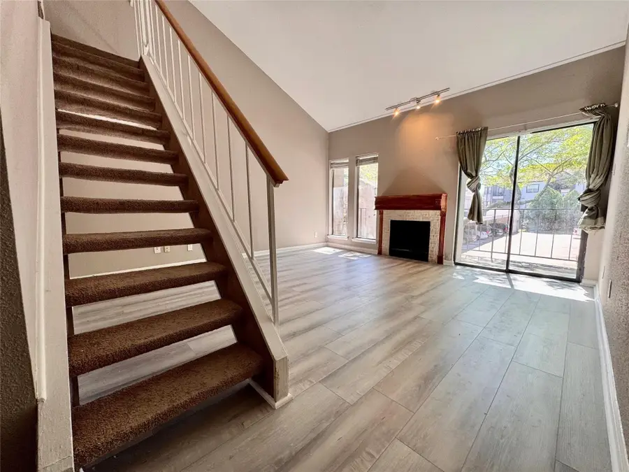 10811 Richmond Avenue #54, Houston, TX 77042 - #3
