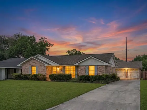 4910 Teton Street, Houston, TX 77033