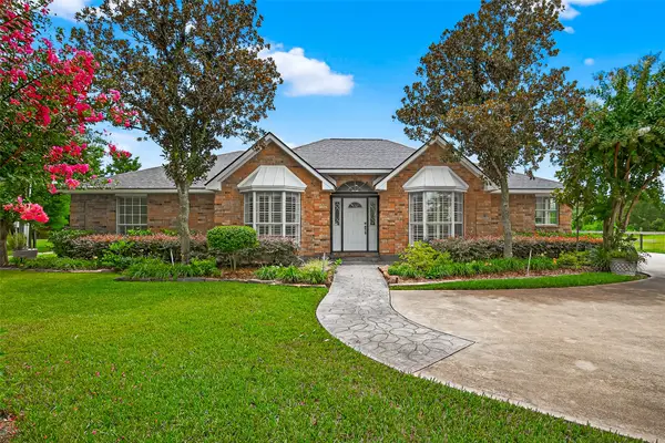 2211 Goodson Loop, Pinehurst, TX 77362