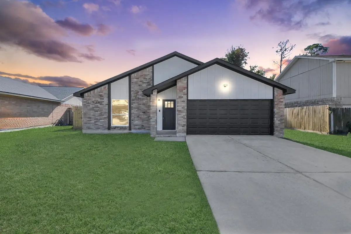 12534 Versailles Drive, Houston, TX 77015 - Image #1