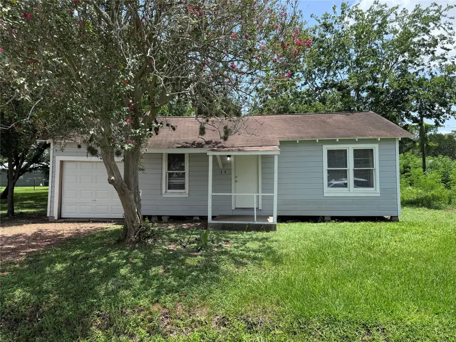 1314 Ella Street, El Campo, TX 77437 - Image #2