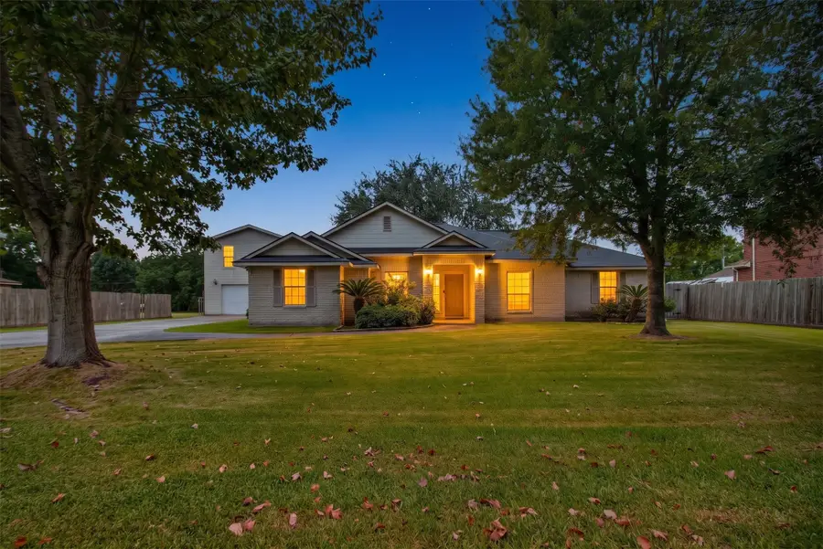 18206 Kings Row, Houston, TX 77058 - #2