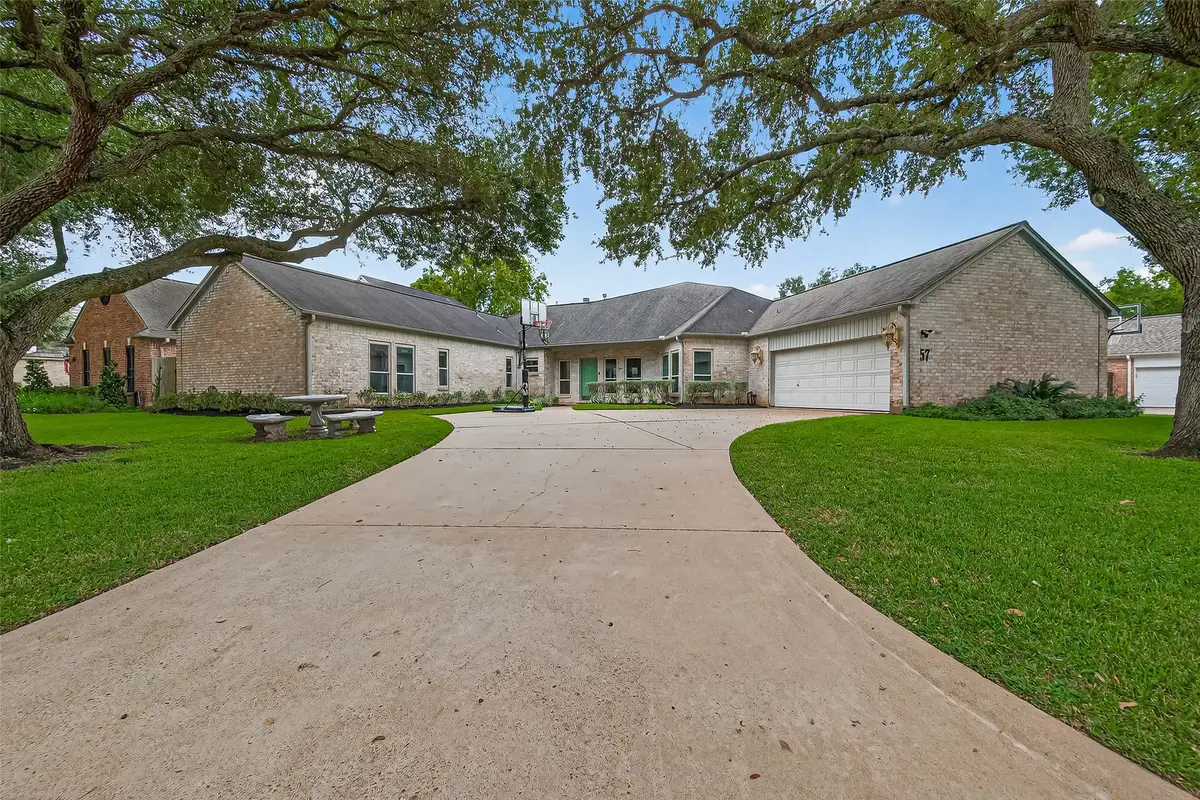 57 Crestwood Circle, Sugar Land, TX 77478 - Image #1