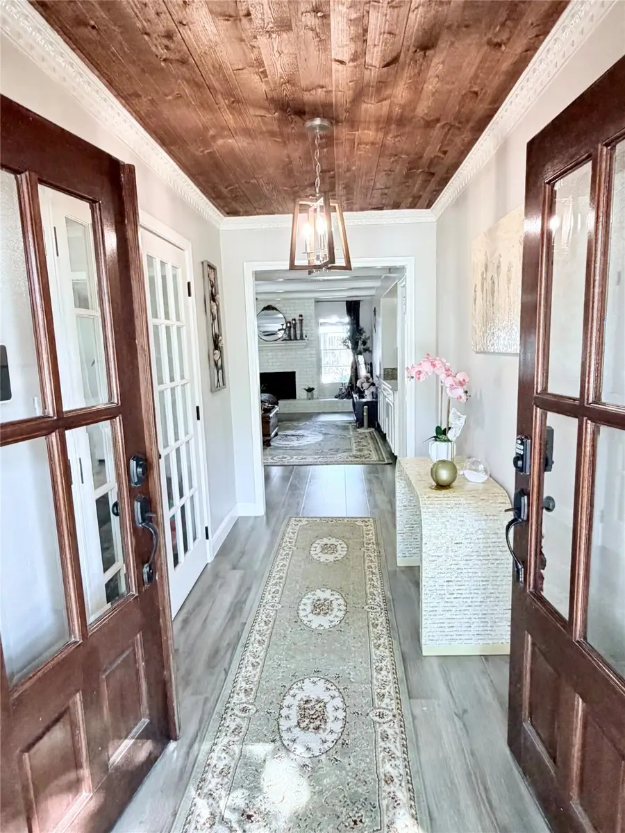 7146 Bayou Forest Drive, Houston, TX 77088 - Image #2