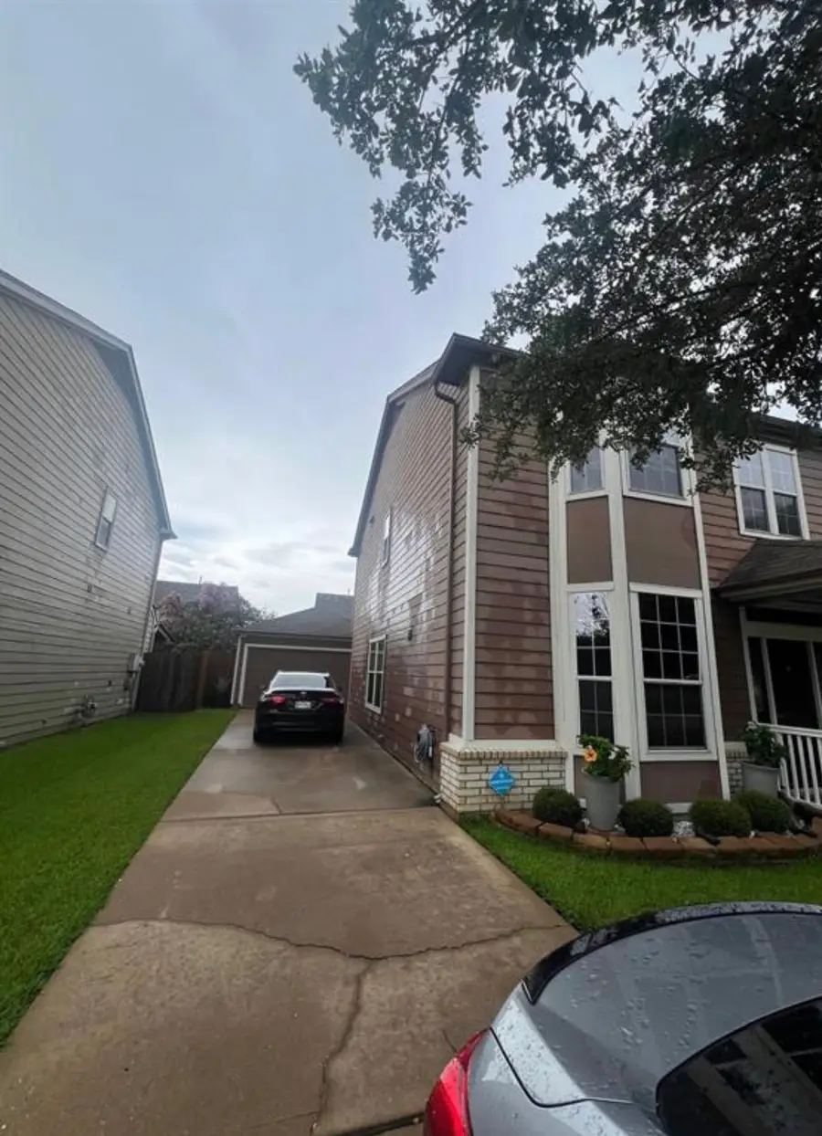 18710 Sandelford Dr, Katy, TX 77449 - #2