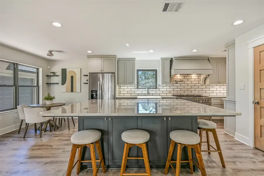 921 Falling Leaf Drive, Friendswood, TX 77546 - #3