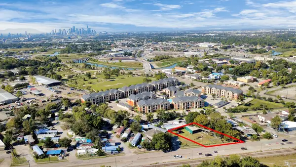 6239 Griggs Road, Houston, TX 77023