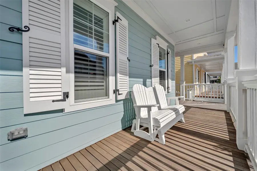 4 Caravelle Court, Galveston, TX 77554 - Image #3