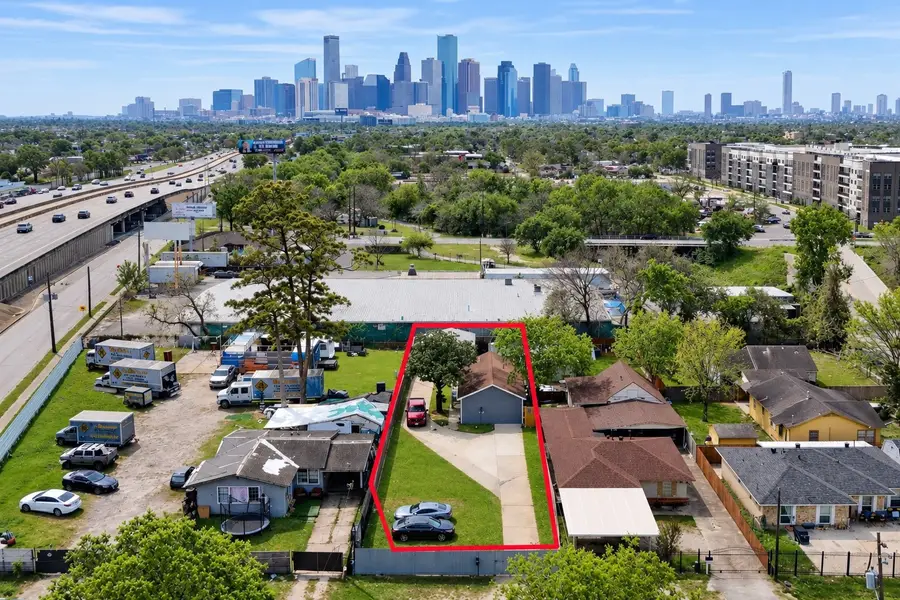409 Robert Lee Road, Houston, TX 77009 - #2
