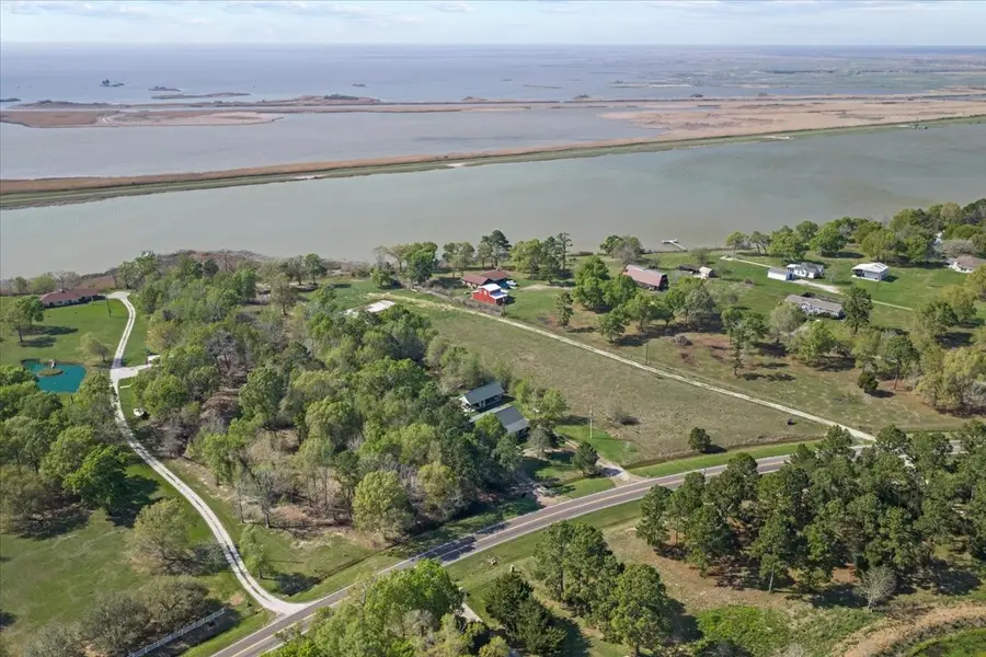 0 S Main St, Anahuac, TX 77514 - #3