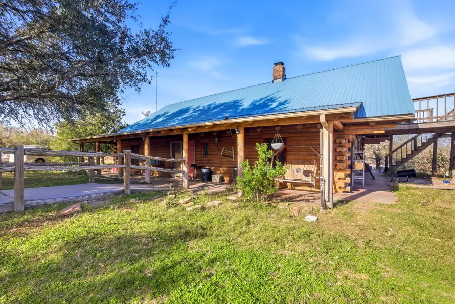6347 Old Goliad Rd Road, Goliad, TX 77963 - Image #2