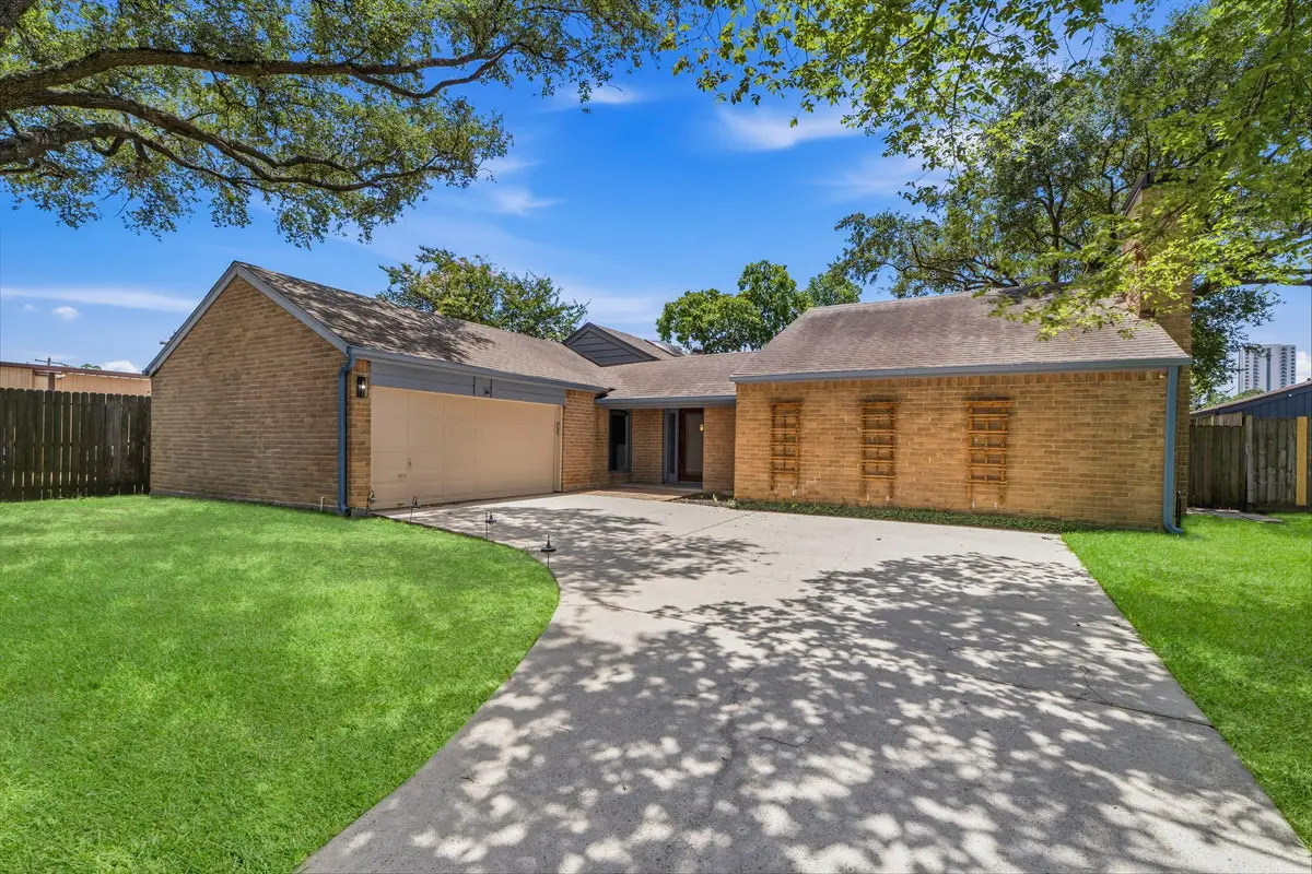 4330 Shady Springs Drive, Seabrook, TX 77586 - #1