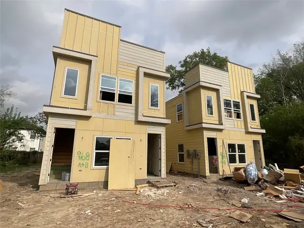 966 South Lane #A/B, Houston, TX 77088