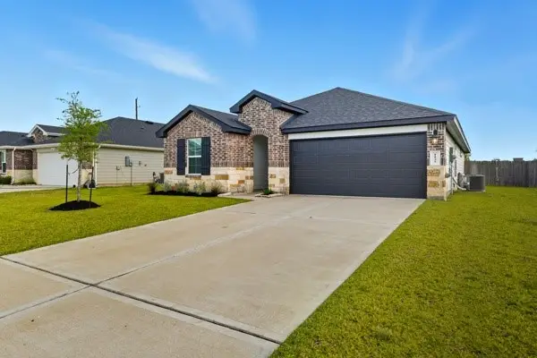 1137 Buffalograss, Sealy, TX 77474 - Image #2