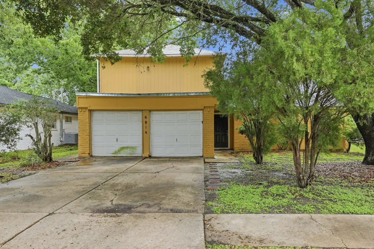 6814 Indian Falls Drive, Stafford Missouri City, TX 77489 - #1