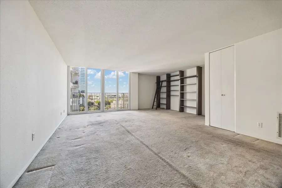 3614 Montrose Boulevard #1001, Houston, TX 77006 - Image #2