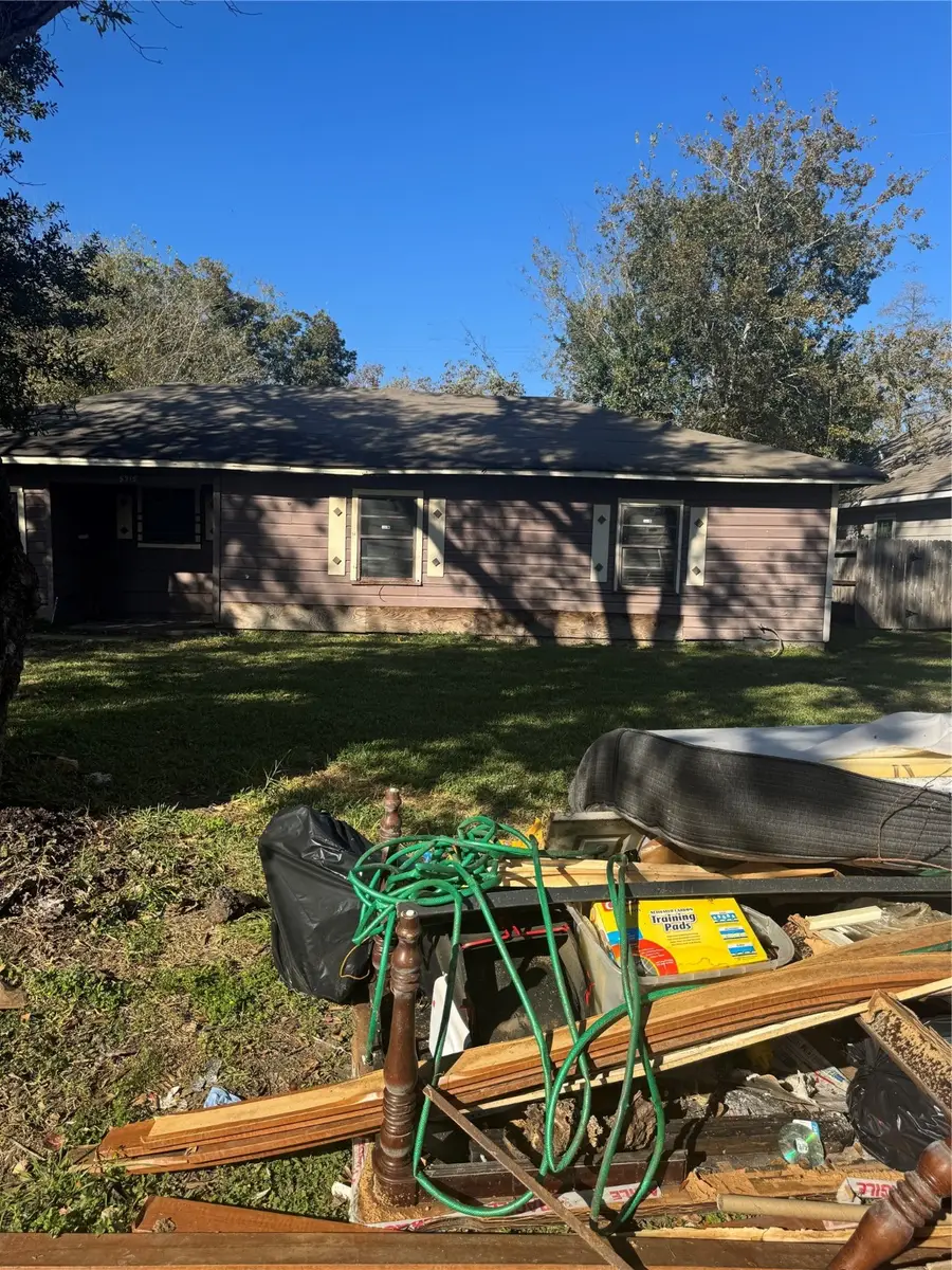 5915 Southtown Street, Houston, TX 77033 - Image #3