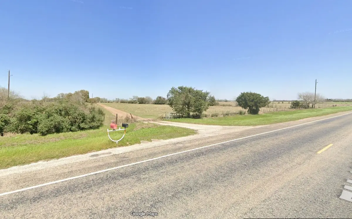 3671 W Fm 1093 Road, Wallis, TX 77485 - #1