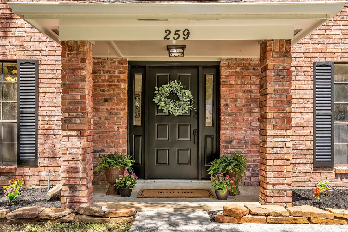 259 E Rainbow Ridge Circle, The Woodlands, TX 77381 - #1