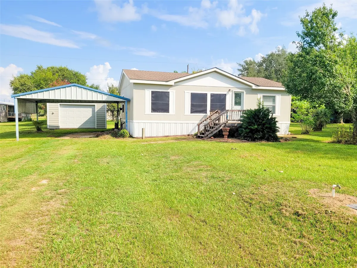 104 Curlew Drive, Palacios, TX 77465 - Image #1