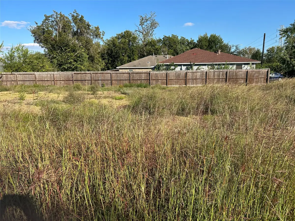 0000 Wayside Drive, Houston, TX 77028 - Image #1