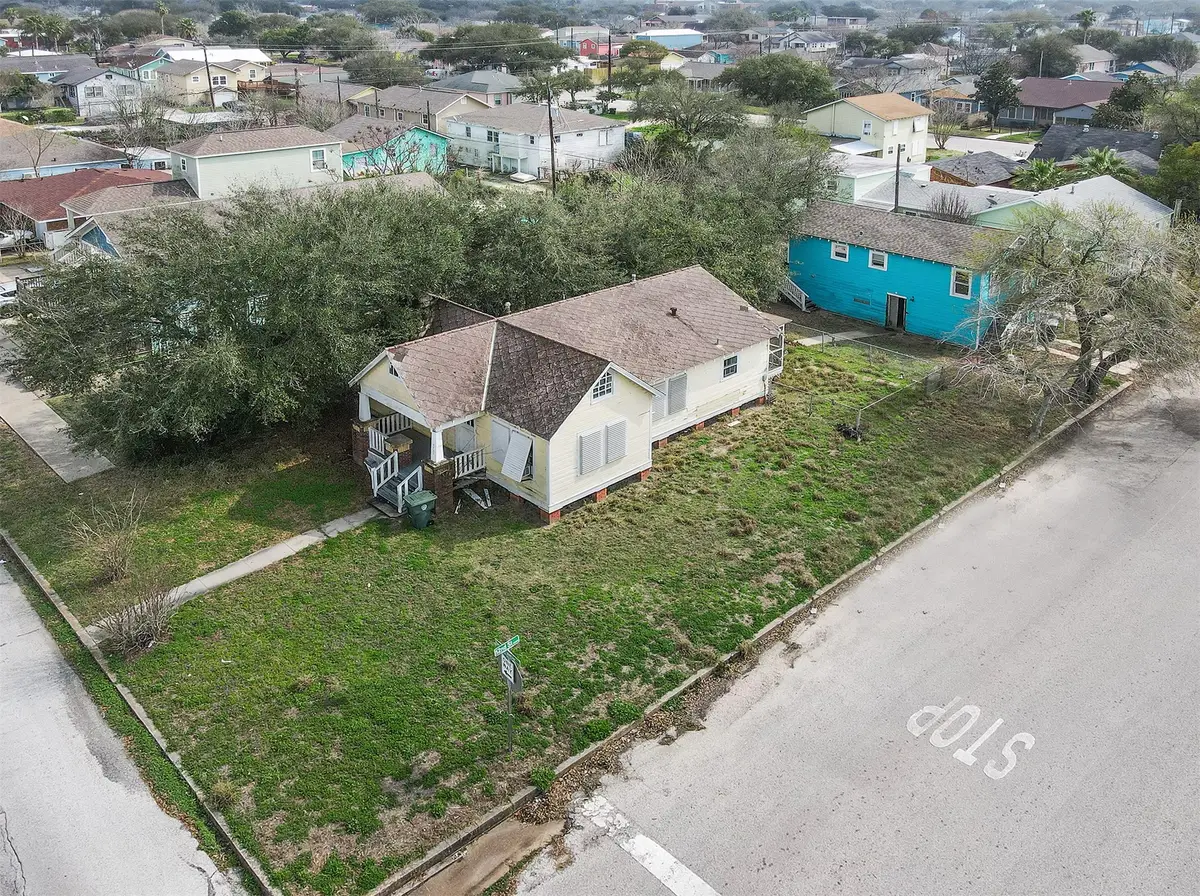 5127 Bernardo De Galvez, Galveston, TX 77551 - #1