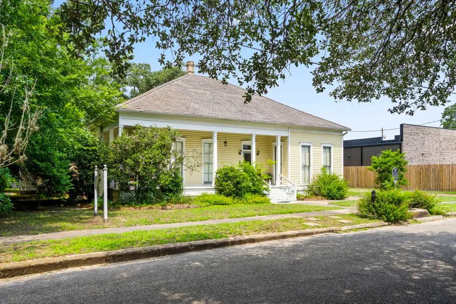 1118 Prairie Street, Columbus, TX 78934 - Image #3