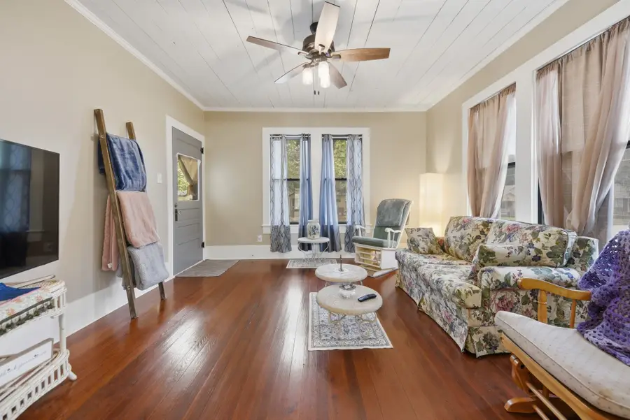 1501 S Austin Street, Brenham, TX 77833 - #3