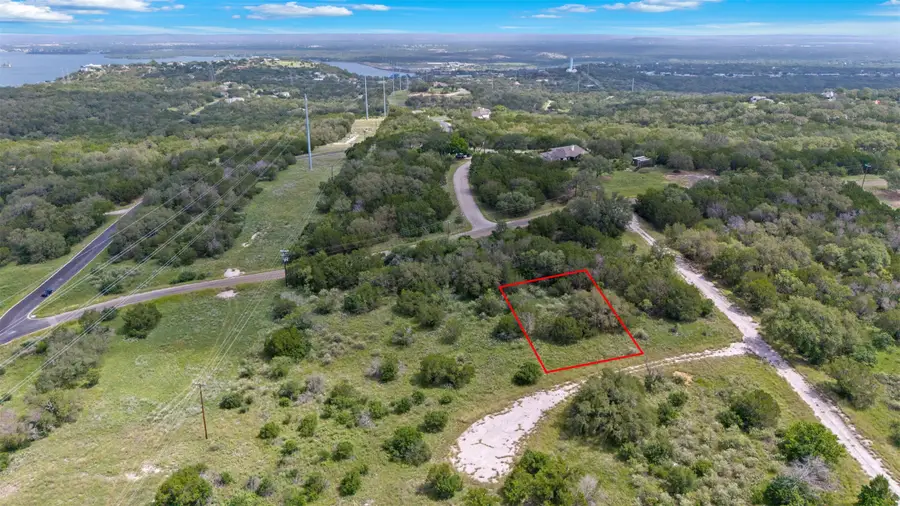 K4011 N Bay St, Horseshoe Bay, TX 78657 - Image #2