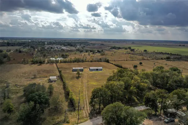 000 Baldwin Drive, Hungerford, TX 77448