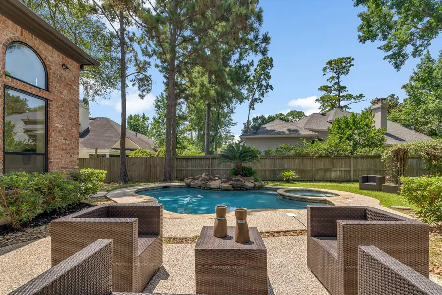46 Pebble Cove, The Woodlands, TX 77381 - #2