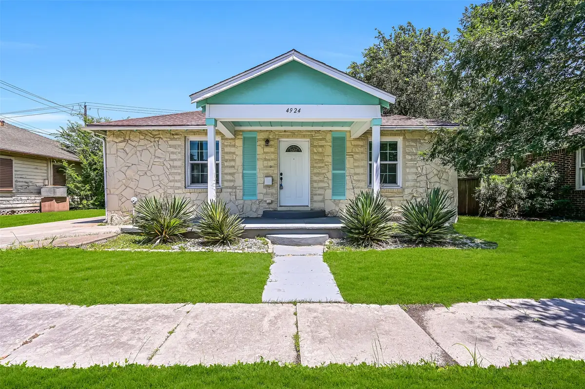 4924 Austin Drive, Galveston, TX 77551 - #1