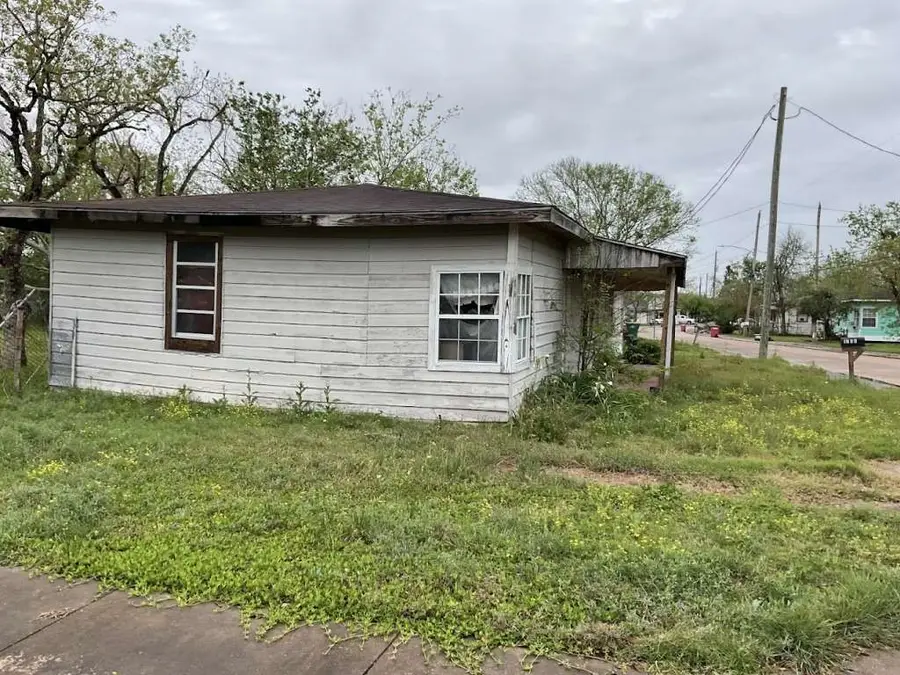 1208 W 10th Street #1212, Freeport, TX 77541 - #2