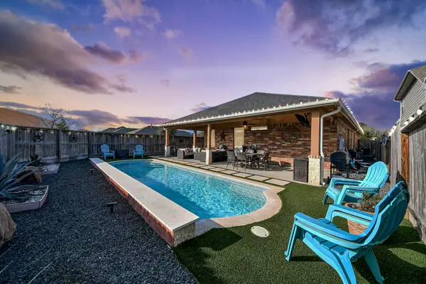 550 Winburn Tide Lane, La Porte, TX 77571