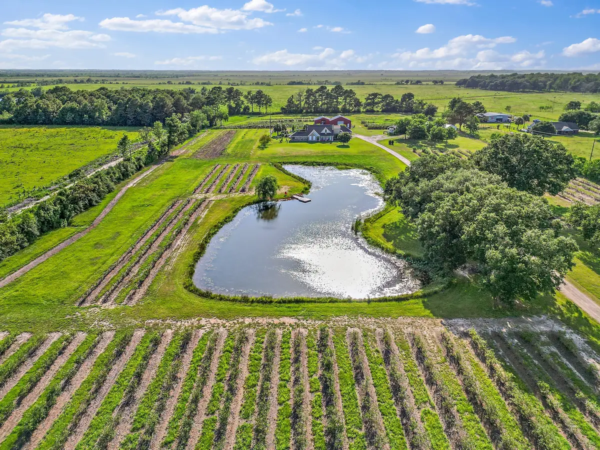 3139 Fm 1406, Winnie, TX 77665 - Image #1