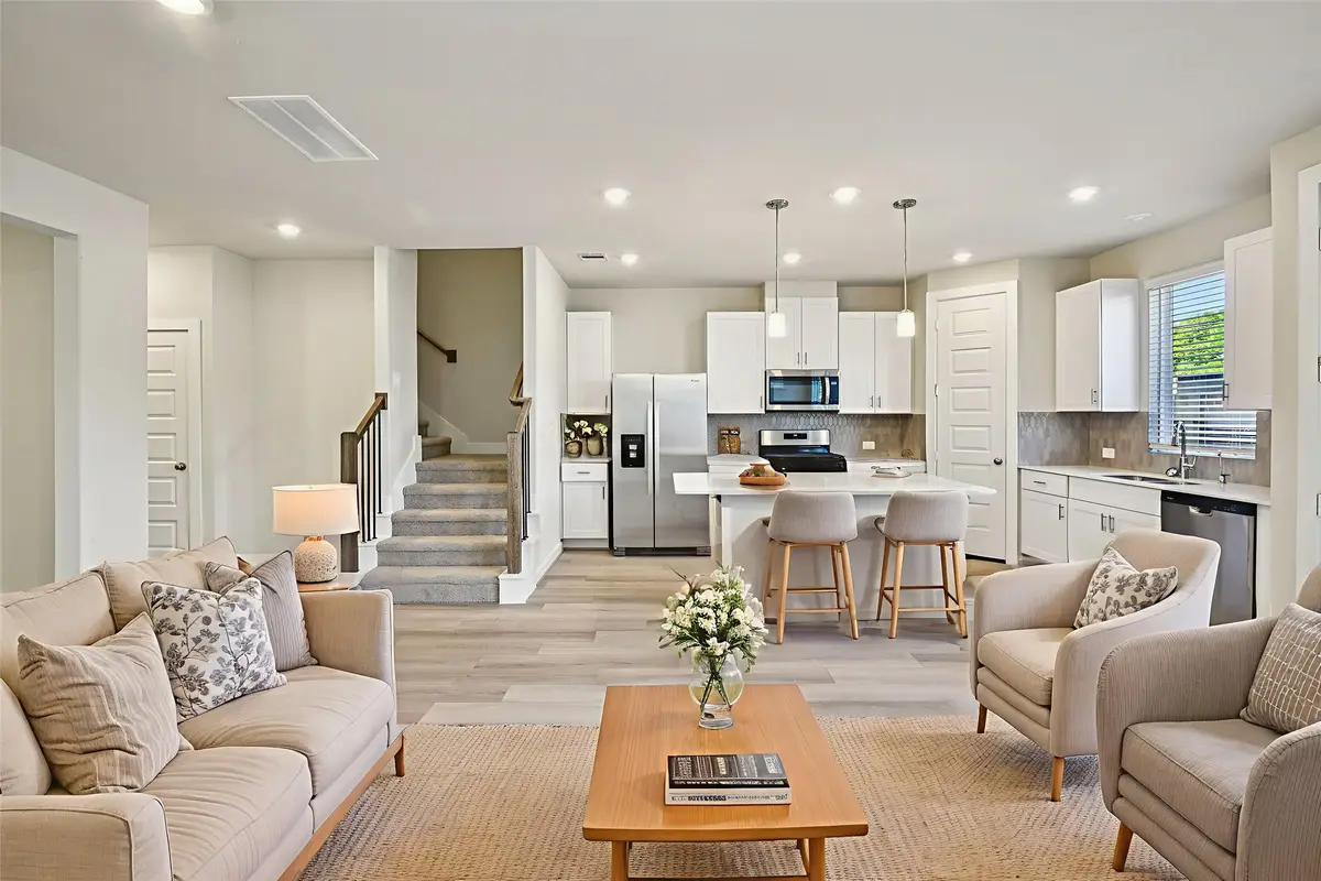 4226 Laurel Oak Circle, Missouri City, TX 77459 - Image #1