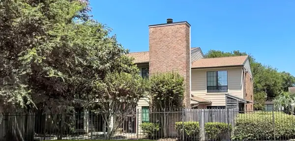 10912 Gulf Freeway #70, Houston, TX 77034