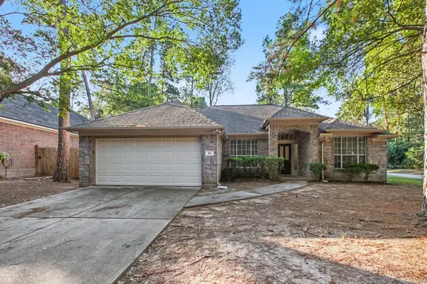 86 N Lace Arbor Drive, The Woodlands, TX 77382